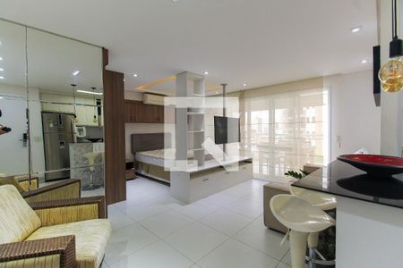 Sala de apartamento para alugar com 1 quarto, 52m² em Vila Regente Feijó, São Paulo