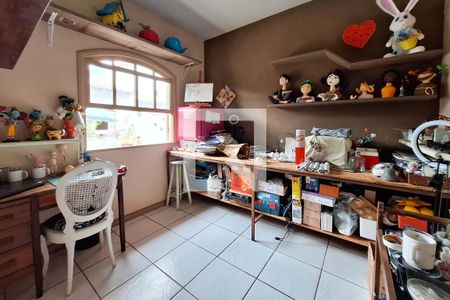 Quarto de casa à venda com 5 quartos, 220m² em Piratininga, Niterói