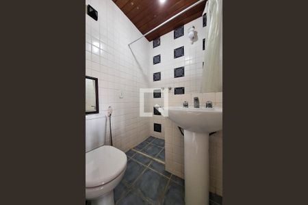 Casa à venda com 220m², 5 quartos e 2 vagas Casa à venda com 220m², 5 quartos e 2 vagasBanheiro da Suíte 2