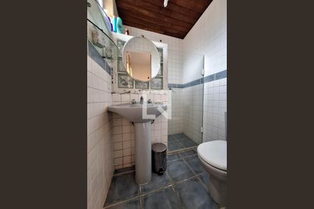 Casa à venda com 220m², 5 quartos e 2 vagas Casa à venda com 220m², 5 quartos e 2 vagasBanheiro da Suíte 1