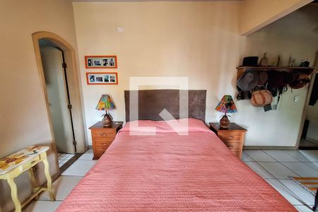 Casa à venda com 220m², 5 quartos e 2 vagas Casa à venda com 220m², 5 quartos e 2 vagasSuíte 3