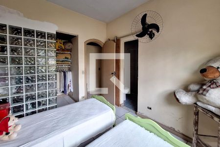 Casa à venda com 220m², 5 quartos e 2 vagas Casa à venda com 220m², 5 quartos e 2 vagasSuíte 2