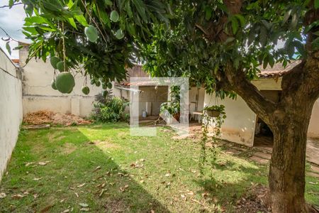 Casa à venda com 180m², 2 quartos e 2 vagasQuintal 