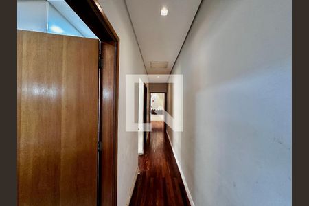 Corredor Quartos  de casa para alugar com 3 quartos, 165m² em Brooklin, São Paulo