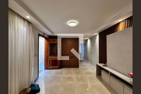 Sala de casa para alugar com 3 quartos, 165m² em Brooklin, São Paulo