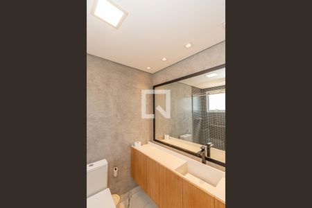 Apartamento à venda com 189m², 3 quartos e 3 vagas Apartamento à venda com 189m², 3 quartos e 3 vagasBanheiro da Suíte 2