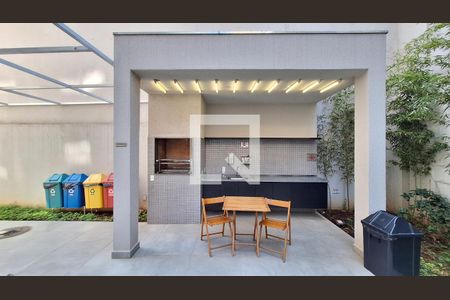 Apartamento à venda com 32m², 2 quartos e sem vagaÁrea comum - Churrasqueira