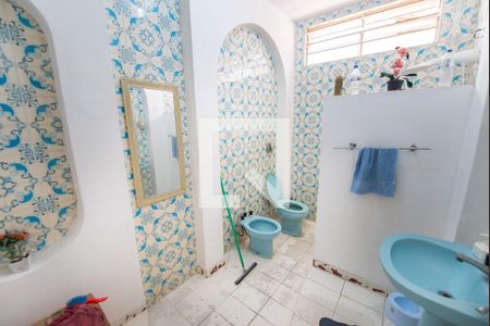 Casa para alugar com 400m², 6 quartos e 4 vagasBanheiro Social