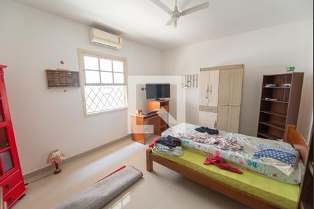 Casa para alugar com 400m², 6 quartos e 4 vagasQuarto 2