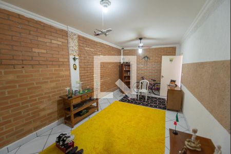 Casa para alugar com 400m², 6 quartos e 4 vagasQuarto da Edícula