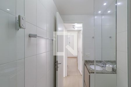 Banheiro de apartamento para alugar com 2 quartos, 60m² em Vila Olímpia, São Paulo