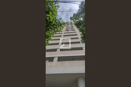 Apartamento à venda com 53m², 2 quartos e 1 vagaFachada