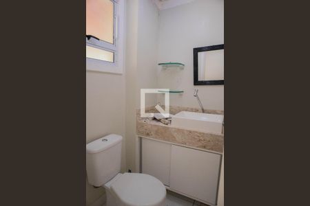 Casa para alugar com 90m², 3 quartos e 2 vagasBanheiro Social