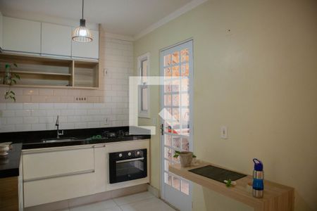 Cozinha de casa para alugar com 3 quartos, 90m² em Vila Sao Francisco, Hortolândia