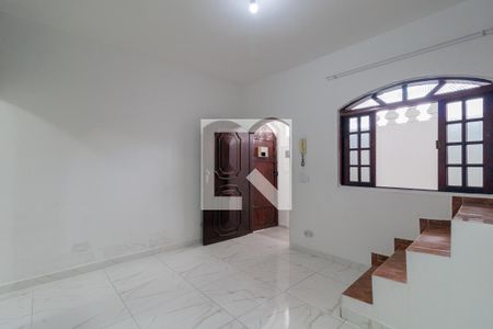 Sala de casa para alugar com 2 quartos, 95m² em Jardim Maria Duarte, São Paulo