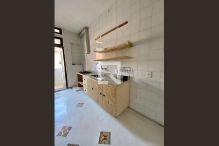 Apartamento para alugar com 100m², 3 quartos e sem vagaCozinha