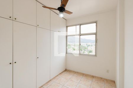 Quarto 1 de apartamento para alugar com 2 quartos, 79m² em Freguesia (jacarepaguá), Rio de Janeiro