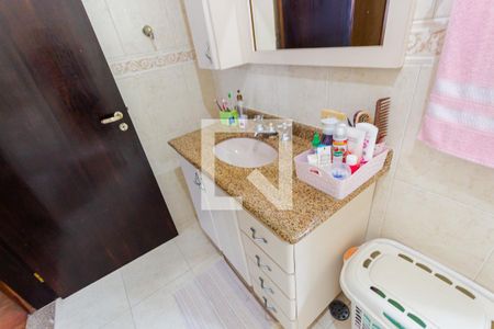 Casa à venda com 230m², 3 quartos e 2 vagas Casa à venda com 230m², 3 quartos e 2 vagasPia