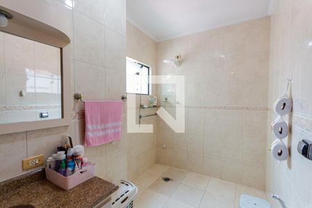 Casa à venda com 230m², 3 quartos e 2 vagas Casa à venda com 230m², 3 quartos e 2 vagasBanheiro da Suíte