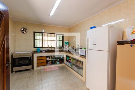 Casa à venda com 230m², 3 quartos e 2 vagas Casa à venda com 230m², 3 quartos e 2 vagasCozinha