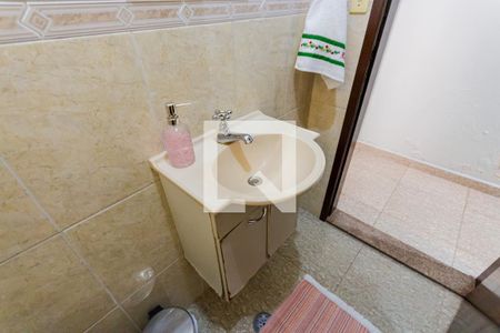 Pia de casa à venda com 3 quartos, 230m² em Vila Curuca, Santo André