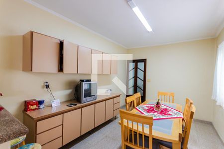 Casa à venda com 230m², 3 quartos e 2 vagas Casa à venda com 230m², 3 quartos e 2 vagasCozinha