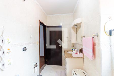 Casa à venda com 230m², 3 quartos e 2 vagas Casa à venda com 230m², 3 quartos e 2 vagasBanheiro da Suíte