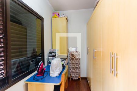 Casa à venda com 230m², 3 quartos e 2 vagas Casa à venda com 230m², 3 quartos e 2 vagasQuarto 2