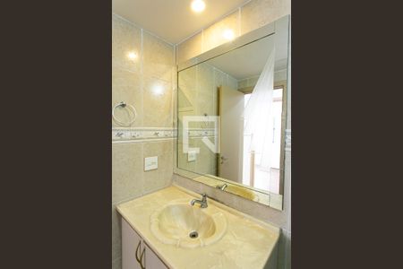 Apartamento para alugar com 70m², 3 quartos e 1 vaga Apartamento para alugar com 70m², 3 quartos e 1 vagaBanheiro