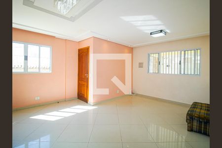 Sala de casa para alugar com 4 quartos, 250m² em Vila Gustavo, São Paulo