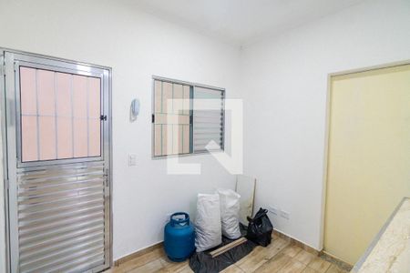 Sala de casa de condomínio para alugar com 2 quartos, 44m² em Vila Campestre, São Paulo