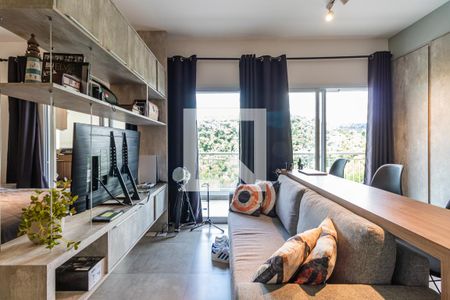 Sala de apartamento à venda com 1 quarto, 51m² em Centro Empresarial Tamboré, Santana de Parnaíba