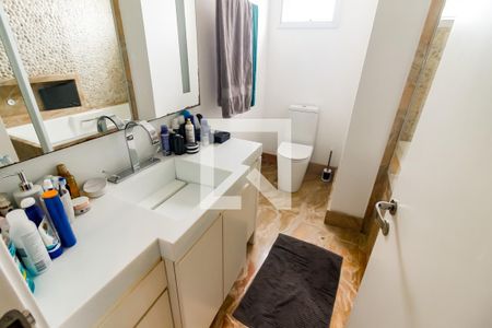 Apartamento à venda com 120m², 2 quartos e 2 vagasBanheiro da Suíte 1