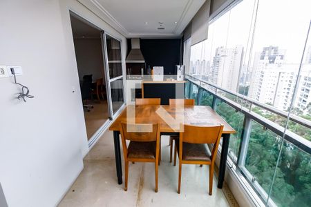 Varanda gourmet de apartamento à venda com 2 quartos, 120m² em Vila Andrade, São Paulo