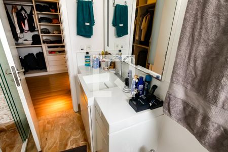 Apartamento à venda com 120m², 2 quartos e 2 vagasBanheiro da Suíte 1