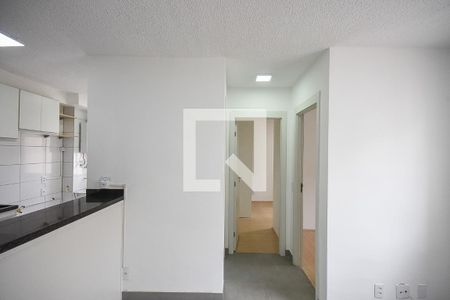 Corredor de apartamento à venda com 2 quartos, 43m² em Vila Plana, São Paulo