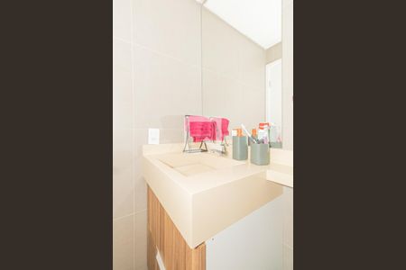 Apartamento à venda com 43m², 2 quartos e 1 vaga Apartamento à venda com 43m², 2 quartos e 1 vagaBanheiro