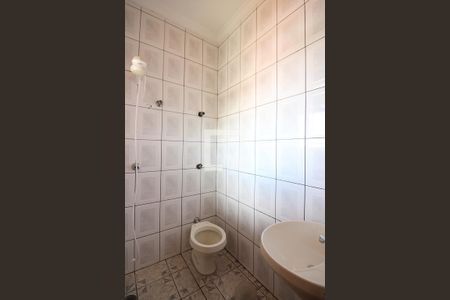 Casa à venda com 266m², 3 quartos e 5 vagasSala de TV Banheiro 