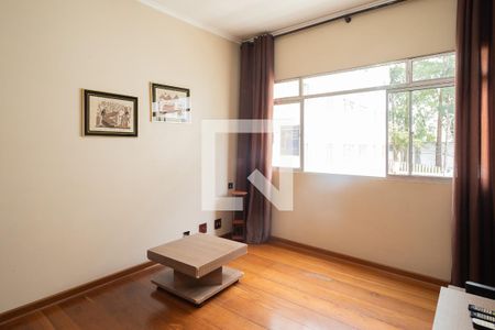 Apartamento para alugar com 65m², 2 quartos e 1 vagaSala