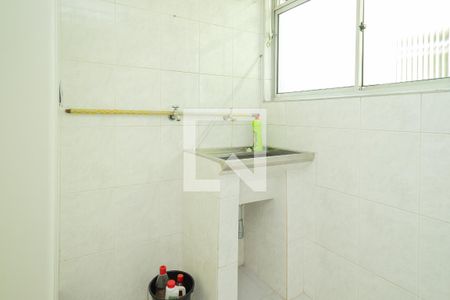 Apartamento para alugar com 65m², 2 quartos e 1 vagaÁrea de Serviço