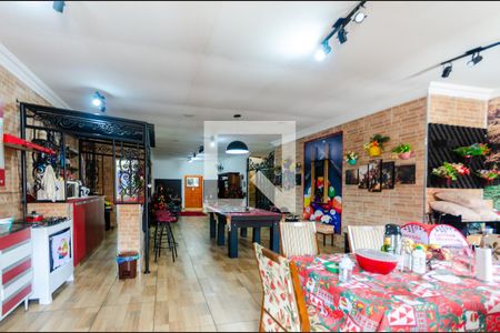 Casa para alugar com 240m², 2 quartos e sem vagaCozinha