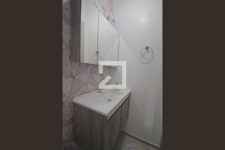 Casa à venda com 89m², 2 quartos e 2 vagasLavabo