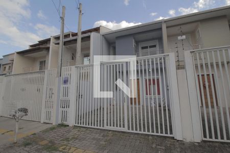 Casa à venda com 89m², 2 quartos e 2 vagasFachada