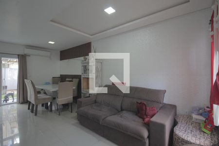 Sala de casa à venda com 2 quartos, 89m² em Igara, Canoas