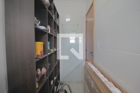 Casa à venda com 89m², 2 quartos e 2 vagasBanheiro