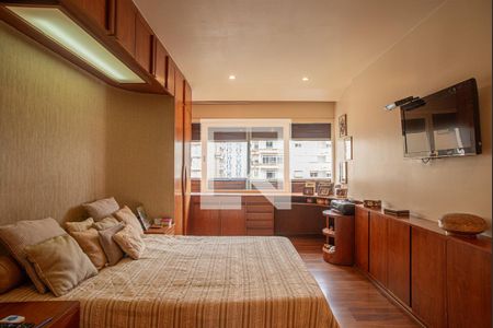 Apartamento para alugar com 227m², 4 quartos e 2 vagas Apartamento para alugar com 227m², 4 quartos e 2 vagasSuíte