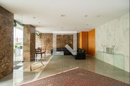 Apartamento para alugar com 227m², 4 quartos e 2 vagas Apartamento para alugar com 227m², 4 quartos e 2 vagasÁrea comum - Hall Social