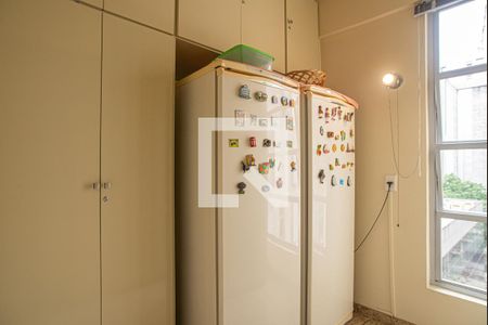 Apartamento para alugar com 227m², 4 quartos e 2 vagas Apartamento para alugar com 227m², 4 quartos e 2 vagasDespensa