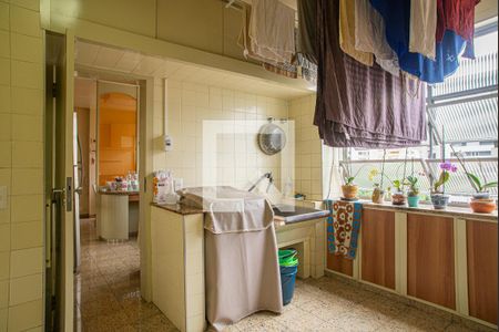 Apartamento para alugar com 227m², 4 quartos e 2 vagas Apartamento para alugar com 227m², 4 quartos e 2 vagasÁrea de Serviço