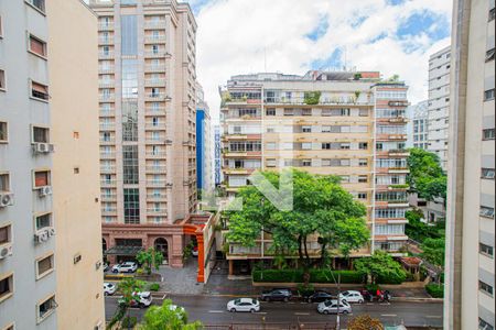 Apartamento para alugar com 227m², 4 quartos e 2 vagas Apartamento para alugar com 227m², 4 quartos e 2 vagasVista do Quarto 2